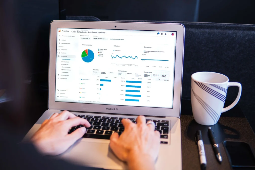 Mengumpulkan dan Menganalisis Data