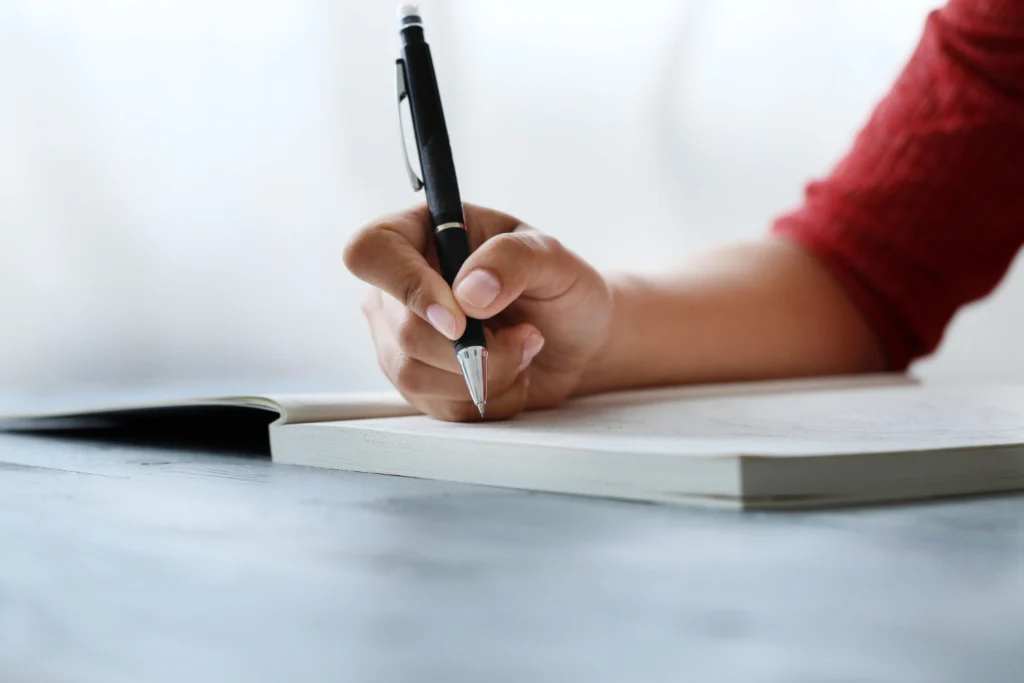 6 Contoh Surat Lamaran Kerja Tulis Tangan Lengkap Tipsnya