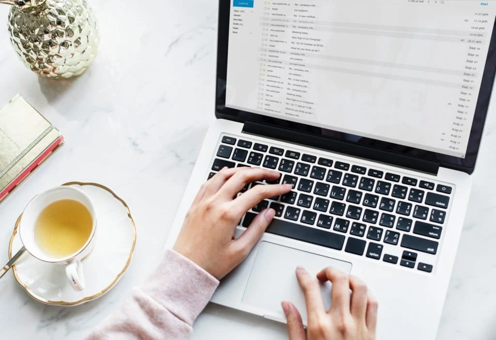 Kirimkan Banyak Email