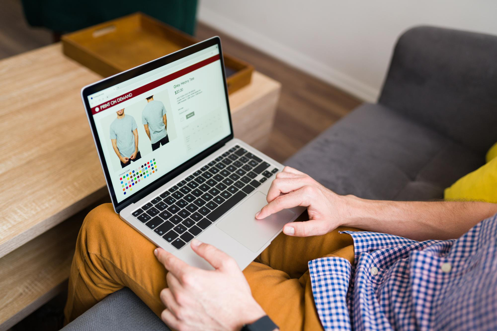 Sertakan Deskripsi Produk yang Jelas untuk Mengoptimalkan Product Page SEO