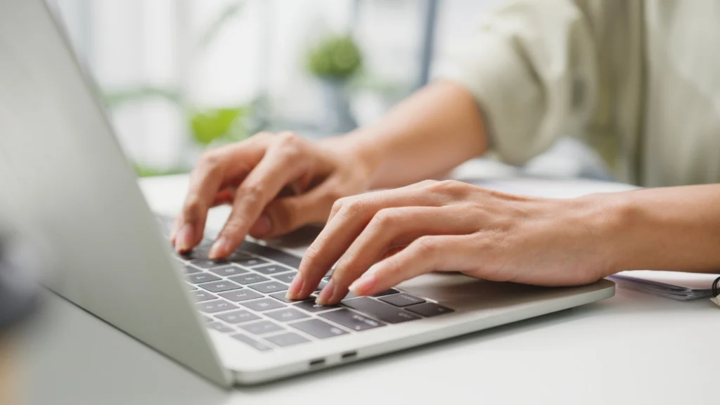 Cara Menggabungkan File Word dengan Mudah