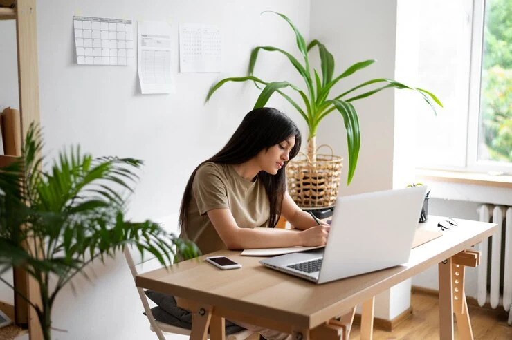 Hal-hal yang Dibutuhkan untuk Bekerja Online dari Rumah