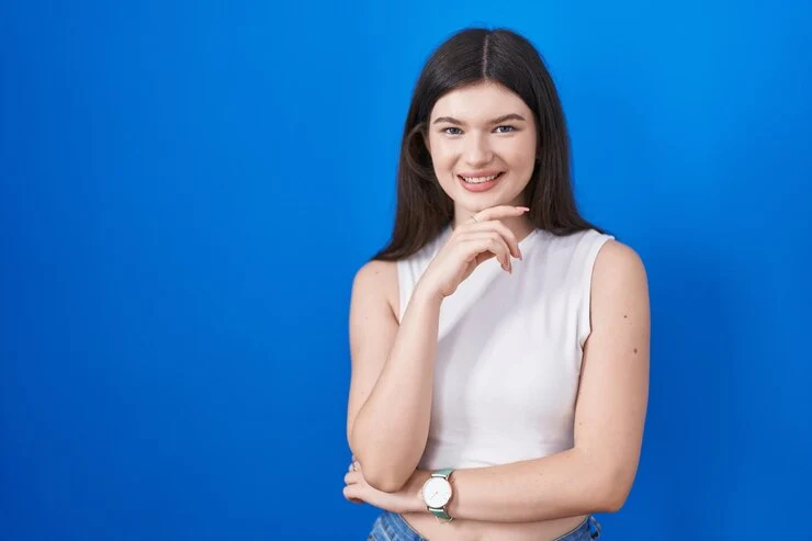 Perbedaan Background Biru dan Merah Pas Foto