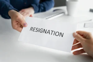 7 Contoh Surat Pengunduran Diri Kerja yang Baik dan Sopan untuk Berbagai Alasan