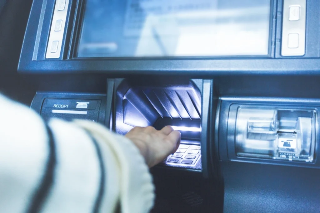 Tips Memilih Kartu ATM BCA yang Tepat
