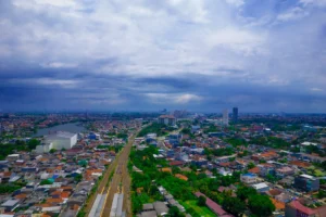 Explore 9 Wisata Keluarga di Jawa Timur yang Edukatif dan Menyenangkan