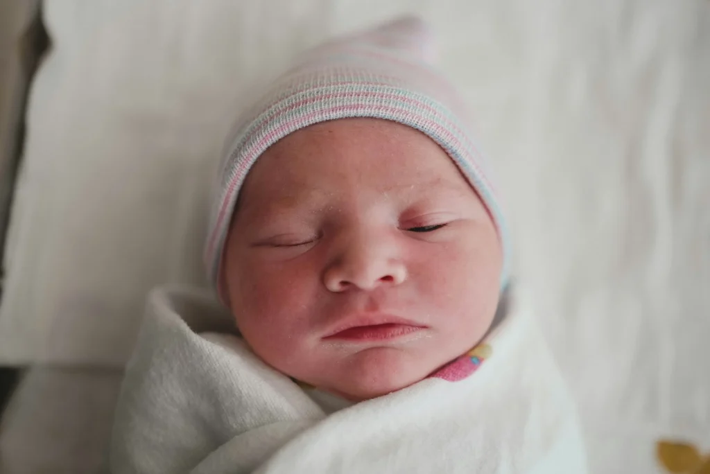 Nama Bayi Laki-laki Kristen 3 Kata