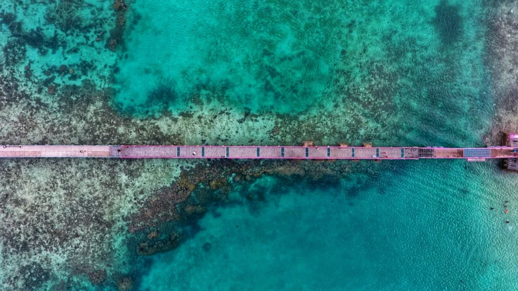 10 Taman Wisata Alam Tawarkan Keindahan Alam dan Spot Instagramable