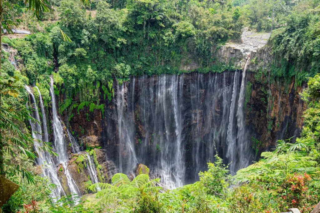 Air Terjun Tumpak Sewu di Lumajang