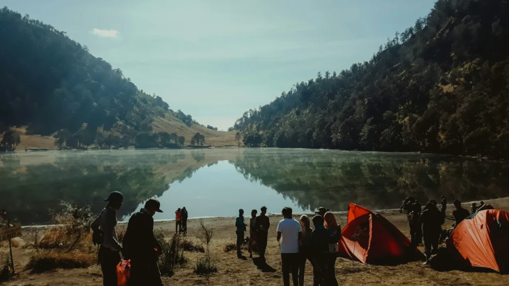 Danau Ranu Kumbolo di Gunung Semeru