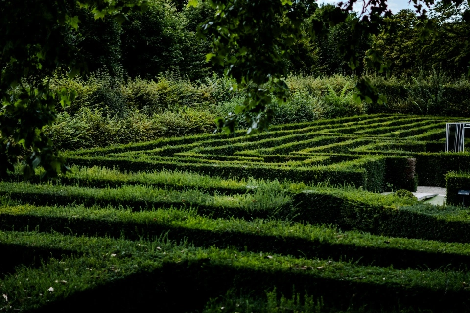 Taman Labirin Coban Rondo