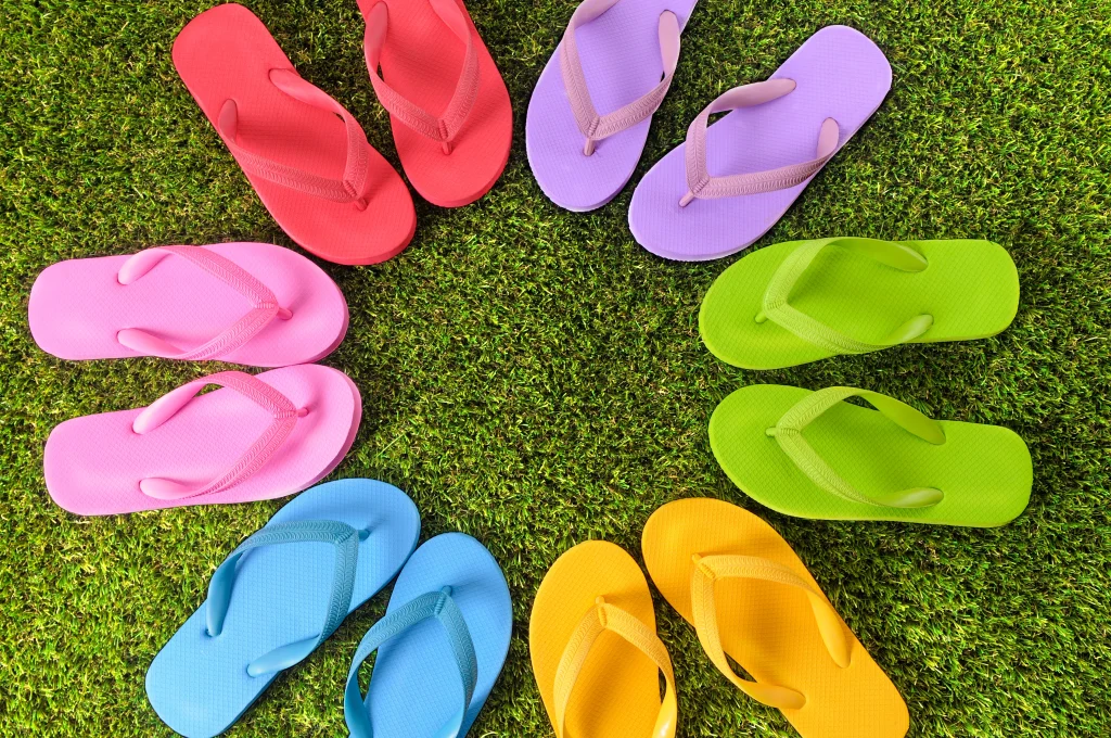 24 Erek Erek Sandal Baru: Tanda Rezeki dan Perubahan Nasib?