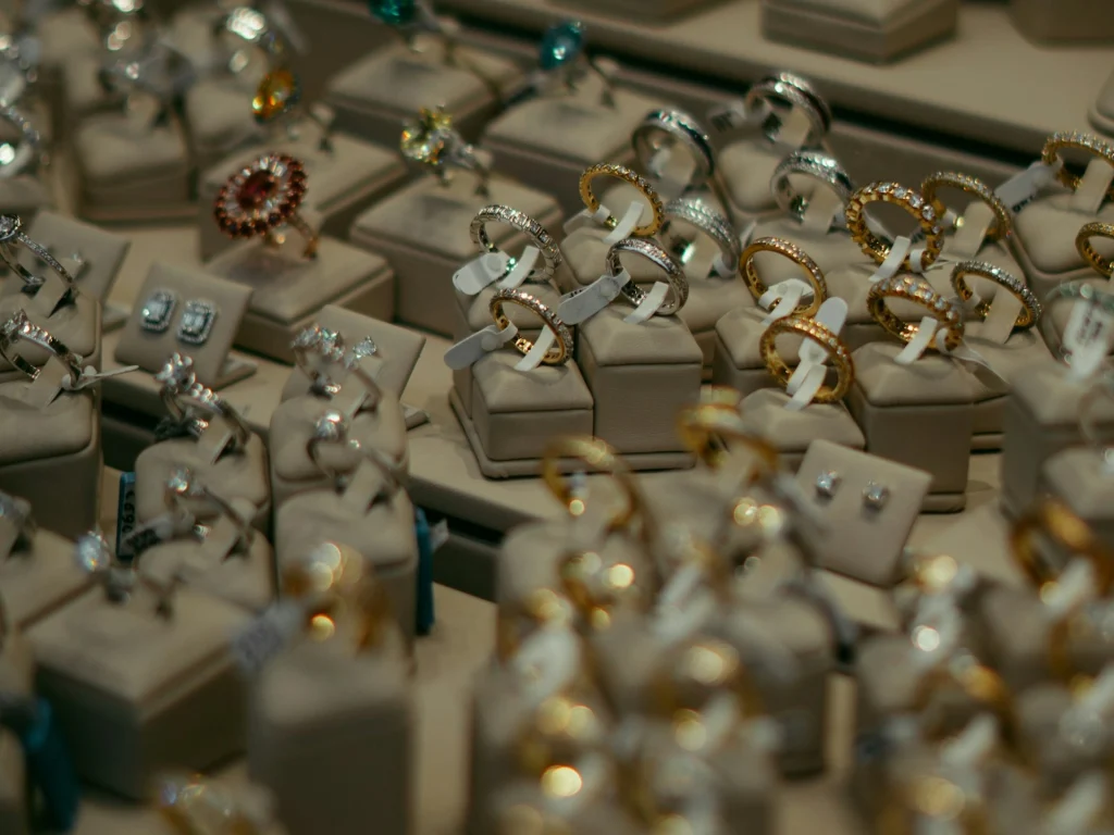 Mengapa Ukuran Cincin Harus Tepat?