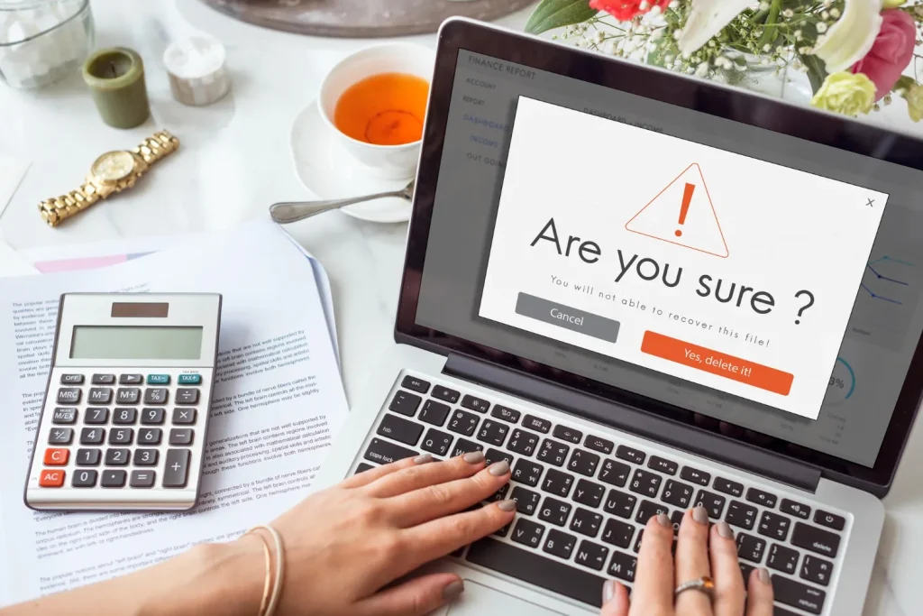 Tanda bahwa akun telah terkompromi