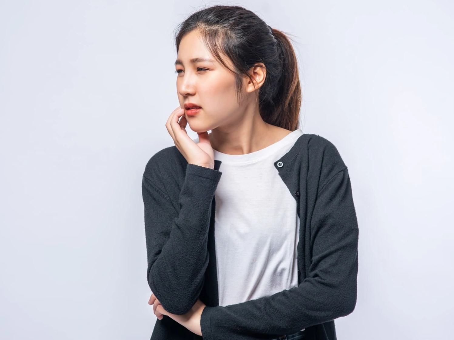 Mengganggu Aktivitas? Cara Mengobati Sakit Gigi di Rumah