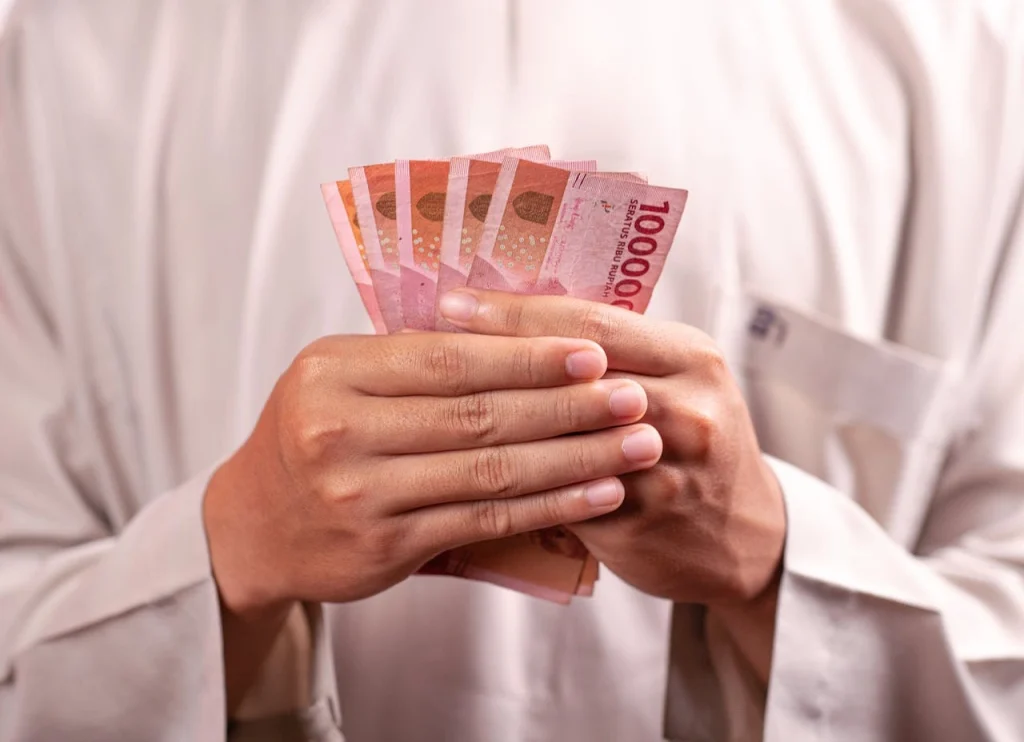 Perbandingan Kenaikan UMP Jakarta 2026 dengan Daerah Lain