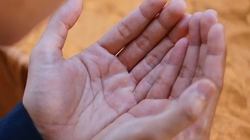 bacaan Doa Qunut Latin